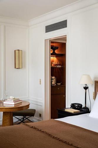 Hotel Balzac Paris Rom bilde